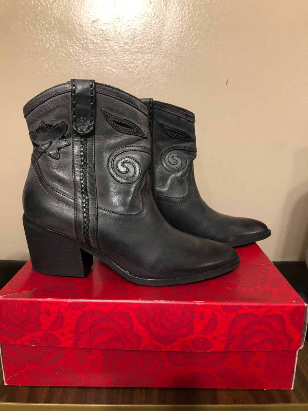 Carlos by Carlos Santana Austin Leather Western Ankle Boots Grey 7.5